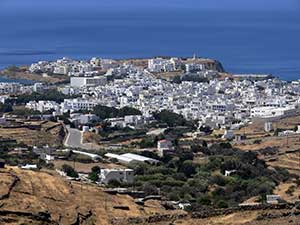 Blick auf Tinos-Stadt